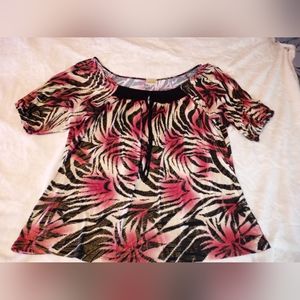 Pretty black & pink top